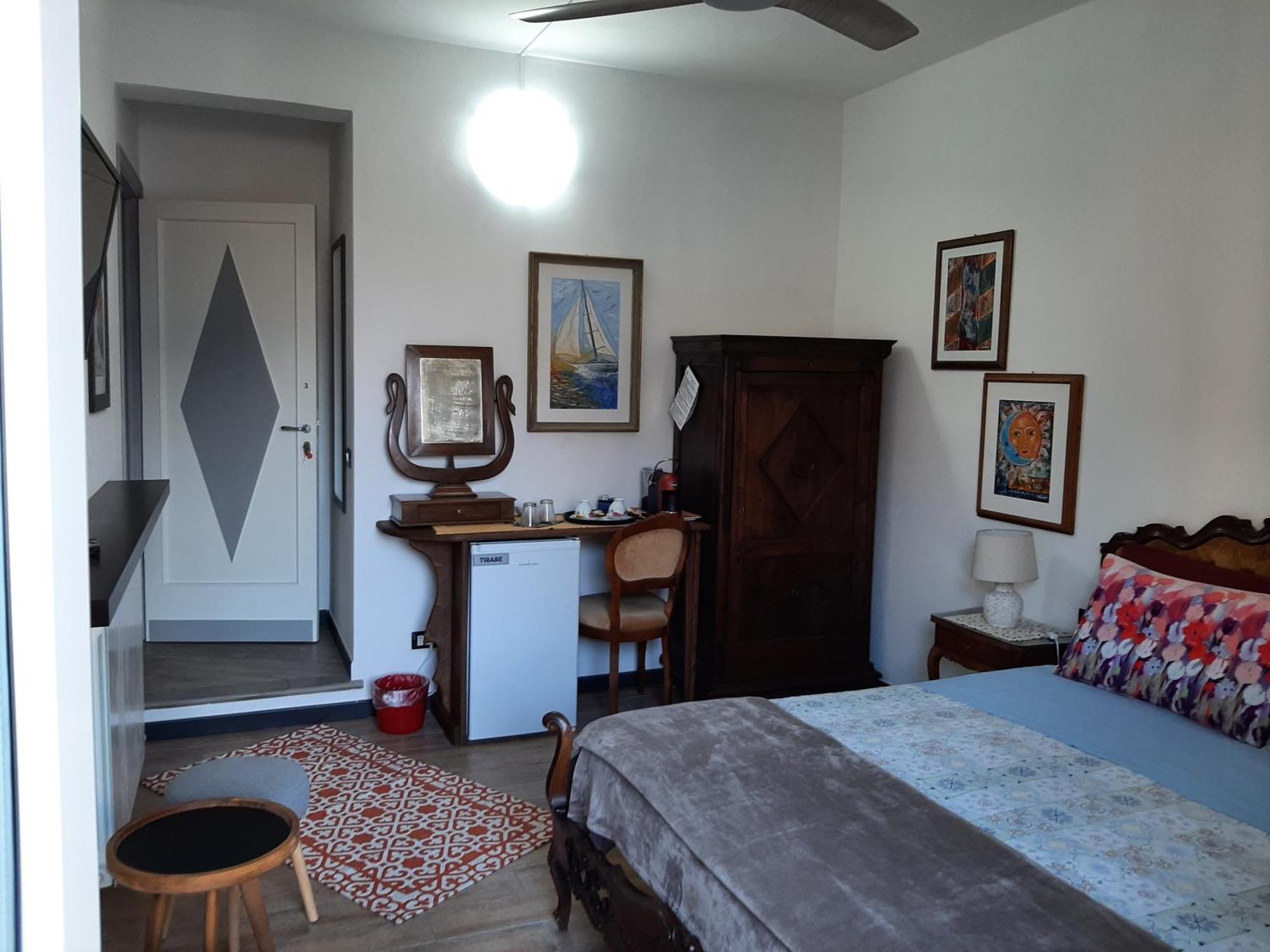 Bed and Breakfast Retro' BeB La Spezia Zimmer foto